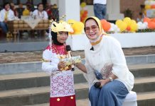 Peringatan Hari Anak Nasional 2020, Ibu Riana Arinal Meriahkan Acara Dengan Senam Dan Bermain Bersama Anak-Anak PAUD