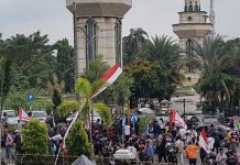 Ciamis Menggugat Mendagri, Puluhan Ribu Masyarakat Ciamis Demo di Depan Kantor Pemda Ciamis