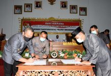 Mou KUA-PPAS APBD-P 2020 itu ditandatangani langsung oleh Bupati Tubaba Umar Ahmad dan Ketua DPRD Ponco Nugroho