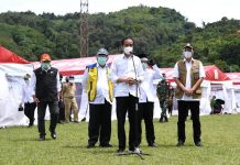 Presiden Kunjungi Posko Pengungsian Mamuju dan Pastikan Bantuan bagi Warga Terdampak Gempa