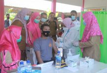 Pemkab Tulangbawang Lakukan Vaksinasi Perdana Vaksin Covid-19