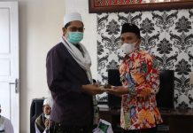 Bupati Lampung Barat Hi.Parosil Mabus Rayakan Hari Lahirnya