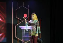 Bupati Kabupaten Tulang Bawang Kembali Menerima Penghargaan dari Merdeka Award 2021