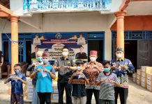 PD IWO Tuba Bagikan Paket Sembako Kepada Lansia dan Anak Yatim/Piatu