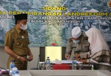 Bupati Lambar Hi. Parosil Mabsus Pimpin Sidang Panitia Pertimbangan Landreform