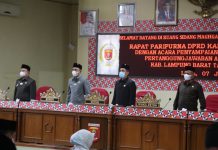 Bupati Lampung Barat Hi. Parosil Mabsus Hadiri Rapat Paripurna DPRD