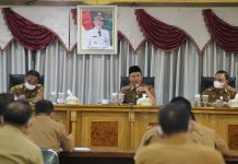 Bupati Lampung Barat Hi. Parosil Mabsus, Kegiatan Rutin Ngopi Bebakhong
