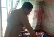 Berjiwa Sosial, Kades Sri Wijaya Jengguk Warganya Yang Sakit