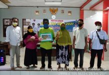 Kades Tanjung Mas Makmur Salurkan BLT Tahap Ke-4