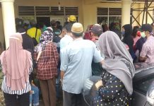 Penyaluran BST di Kelurahan Mengggala Selatan Timbulkan Kerumunan Massa
