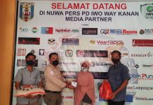 HUT Ke 9 PD IWO Way Kanan Salurkan Sembako