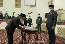 Bupati Tulang Bawang Dr.Hj. Winarti, SE., MH Mengikuti Rapat Paripurna Istimewa DPRD Secara Virtual