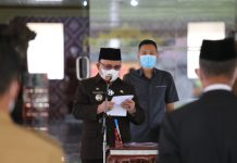 Wakil Bupati Lampung Barat Drs. Mad Hasnurin Hadiri Pengambilan Sumpah Jabatan dan Pelantikan Pejabat Lambar