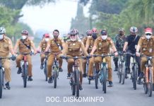 Bupati Tulang Bawang Dr. Hj. Winarti, SE, MH Mencoba Jalan Ronggolawe