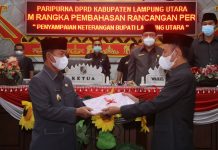 Bupati Lampung Utara H. Budi Utomo, S.E., M.M.Hadiri Paripurna DPRD