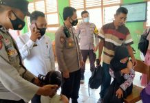 Kapolsek Tanjung Raya Tinjau Vaksinasi Merdeka Serentak SD