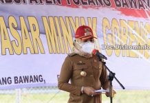 Bupati Tulangbawang Dr Hj Winarti SE MH Laksanakan Operasi Minyak Goreng