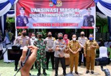 Bupati Lampung Utara, Menghadiri Acara Vaksinasi Serentak
