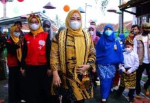 Bunda Paud Lampura, Hj. Nur Endah Sulastri, S.Pd., M.M. Menghadiri Pekan Ceria Kampung Dongeng Lampung