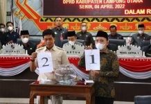 Bupati Lampung Utara H. Budi Utomo, S.E., M.M., Hadiri Rapat Paripurna