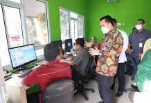 Dirjen Keuangan Daerah Kemendagri Tinjau Langsung Samsat Provinsi Riau di Pekanbaru