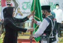 Bupati Winarti Merasa Terharu Saat Melepaskan Keberangkatan Calon Jemaah Haji