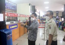 Kunjungi Samsat Lampung, Dirjen Keuangan Daerah Kemendagri, Agus Fatoni Apresiasi e-Samdes dan L-Smart Samsat