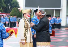 Dirjen Bina Keuangan Daerah Kemendagri, Terima Penghargaan Satyalancana Dari Presiden RI