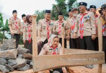 Bupati Winarti menjadi Inspektur Upacara pada Upacara Hari Jadi Pramuka ke-61 Kabupaten Tulang Bawang