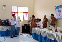 PJ Bupati Mesuji Drs Sulpakar M.M Peninjauan Pelayanan Kependudukan Perekaman Pemula