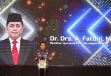 AGUS FATONI MENGUKUHKAN PENGURUS ASOSIASI PENGELOLA PENDAPATAN DAERAH SE-INDONESIA
