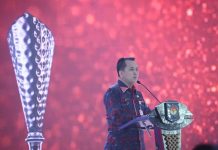 Mendagri Beri Penghargaan APBD Award 2023 kepada Kepala Daerah dengan Realisasi APBD Tertinggi