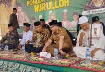 PJ Bupati Mesuji Mesuji Hadiri Pengajian Akbar dan Halal bi Halal Ponpes Nurullah Desa Sidang Gunung Tiga RJU