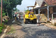 Warga Kampung Purwa Jaya Sambut Gembira Pembangunan Infrastruktur
