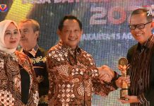 Gubernur Arinal Raih Penghargaan Upakarya Wanua Nugraha 2023 dari Kementerian Dalam Negeri