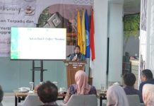 Rektor Resmikan ULT dan Situation Room FISIP Unila