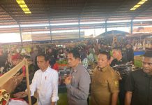 Gubernur Arinal Dampingi Presiden RI Joko Widodo Cek Harga Komoditas Pangan di Pasar Baru Rumbia