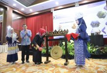 Rektor Buka Seminar Nasional FMIPA 2023