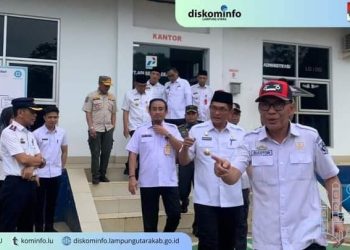 PJ Bupati Lampung Utara Drs. Aswarodi. M. Si.Tinjau Pasokan Gas LPG 3 Kg Jelang Idul Fitri