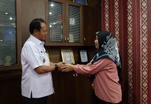 Raih Beasiswa Ke Inggris, Anisa Ayu Latifah Harumkan Nama Lampung Barat.