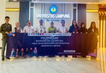 Rektor Universitas Lampung Melepas 6 Mahasiswa FKIP untuk Program SEA Teacher 2024 di Philipina.