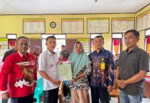 129 SETIFIKAT PTSL MASYARAKT PEKON(DESA)TAPAK SIRING DI BAGIKAN