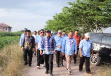 Pj. Gubernur Samsudin Bersama Jajaran Pengurus Kwarda Pramuka Lampung Meninjau Sejumlah Fasilitas Bangunan Bumi Perkemahan Kwarda Pramuka Provinsi Lampung di Kota Baru