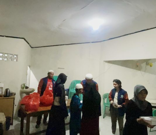 Santuni Anak Yatim di Jadi Tradisi, Ketum IWO Berharap Bulan Suci Ramadan Jadi Momentum Soliditas Organisasi