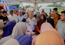 Tinjau Pasar Murah di Lampung Tengah, Wagub Jihan Pastikan Stok Pangan Aman dan Harga Terjangkau