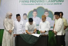 Gubernur Mirza Tandatangani Naskah Perjanjian Hibah Daerah yang akan Dijadikan Kantor PWNU Lampung di Pusat Pemerintahan Kota Baru