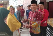 Peratin Pekon Tanjung Raya Salurkan BLT DD Tahap 1 thn 2025