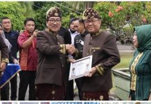 UPACARA HUT KABUPATEN LAMPUNG UTARA BERLANGSUNG KHIDMAT, DIMERIAHKAN RANGKAIAN KEGIATAN BUDAYA DAN PENGHARGAAN UNTUK DEDIKASI