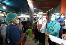 Pastikan MBG Berkualitas, Pj Gubernur Papua Agus Fatoni Tinjau SPPG di Kepulauan Yapen