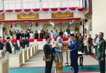 DPRD Provinsi Lampung Lantik Abdul Aziz Gantikan Yus Bariah
